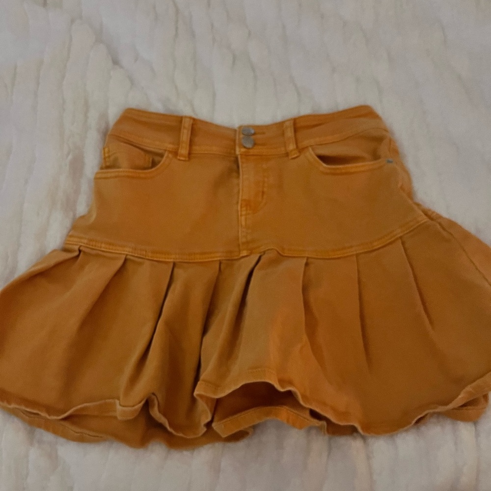Women’s skirt